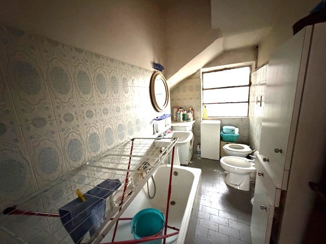 Quadrilocale da ristrutturare a Cesano Maderno