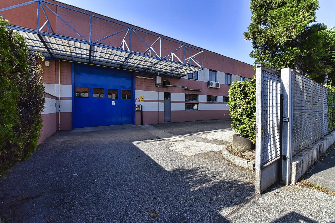 Capannone in vendita a Paderno Dugnano