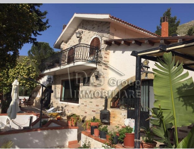 Villa classe A+ a Castellammare del Golfo