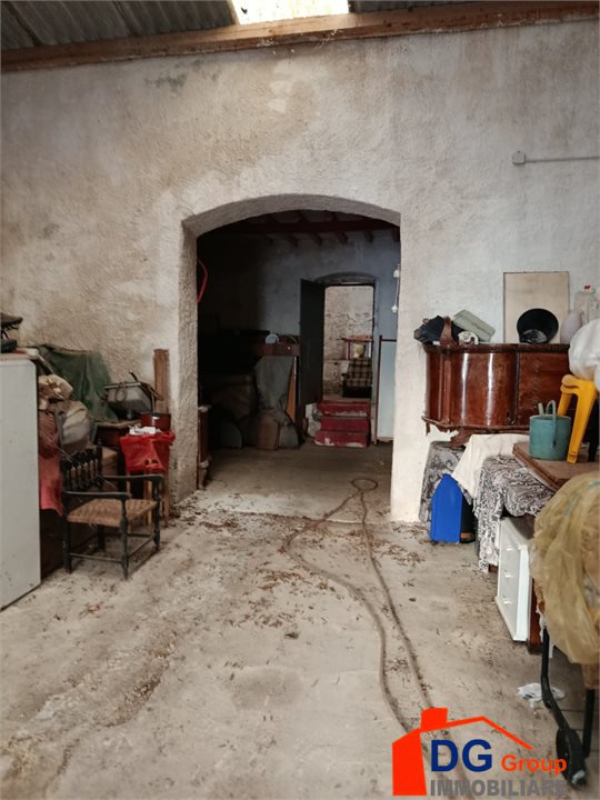 Locale commerciale in vendita a Alcamo