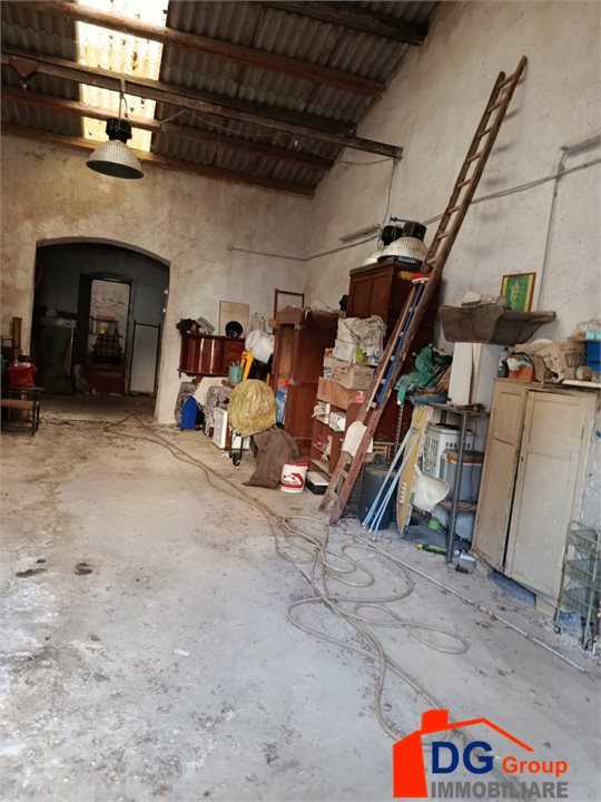 Locale commerciale in vendita a Alcamo