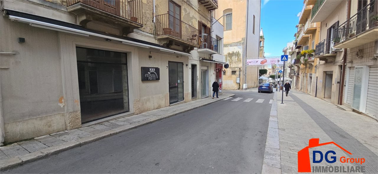Locale commerciale in affitto a Alcamo