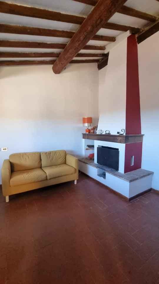Trilocale arredato in affitto, San Gimignano santa lucia