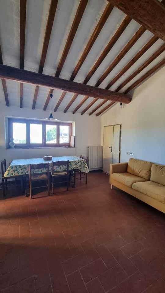 Trilocale arredato in affitto, San Gimignano santa lucia