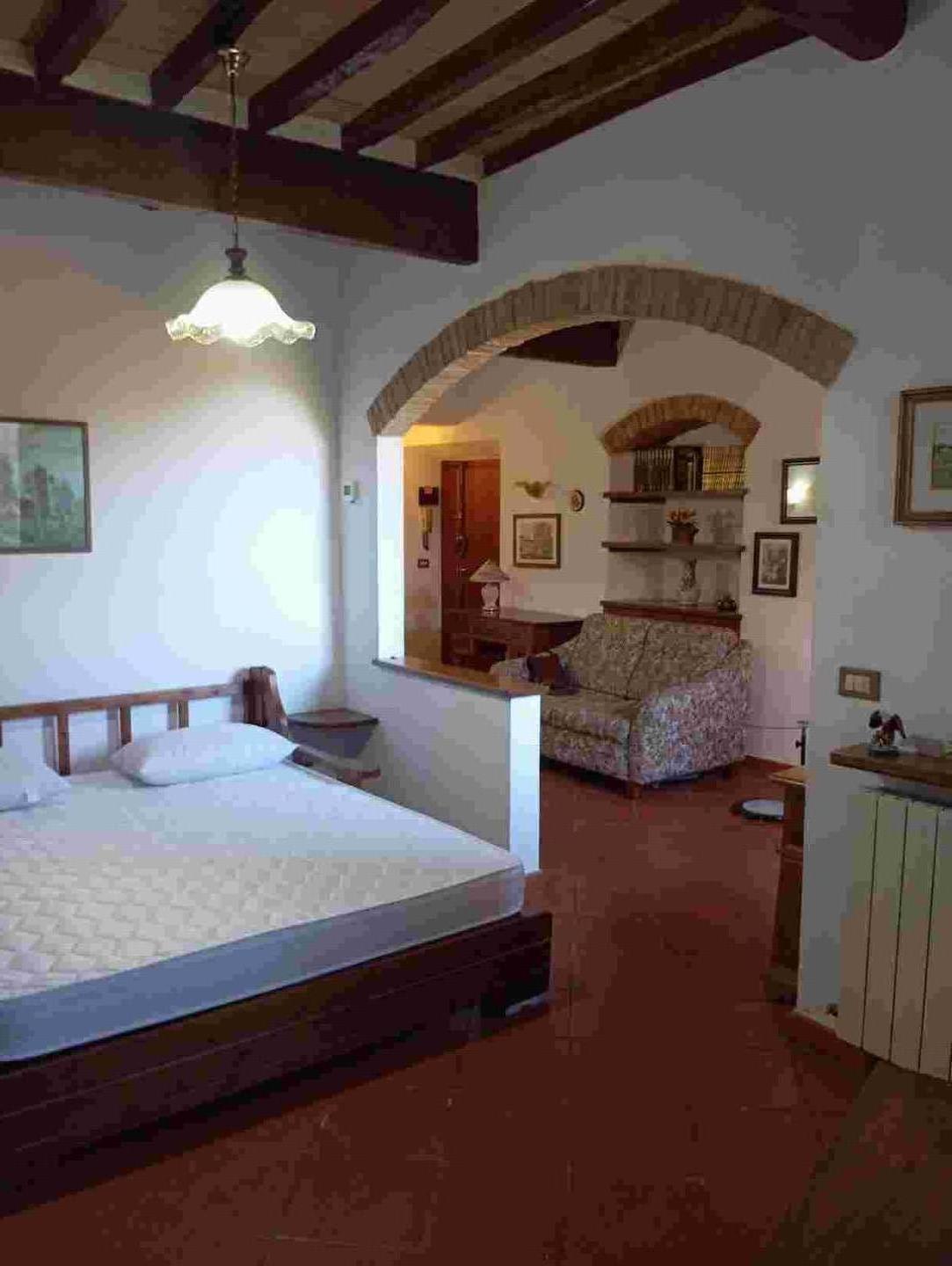 Bilocale arredato in affitto a San Gimignano