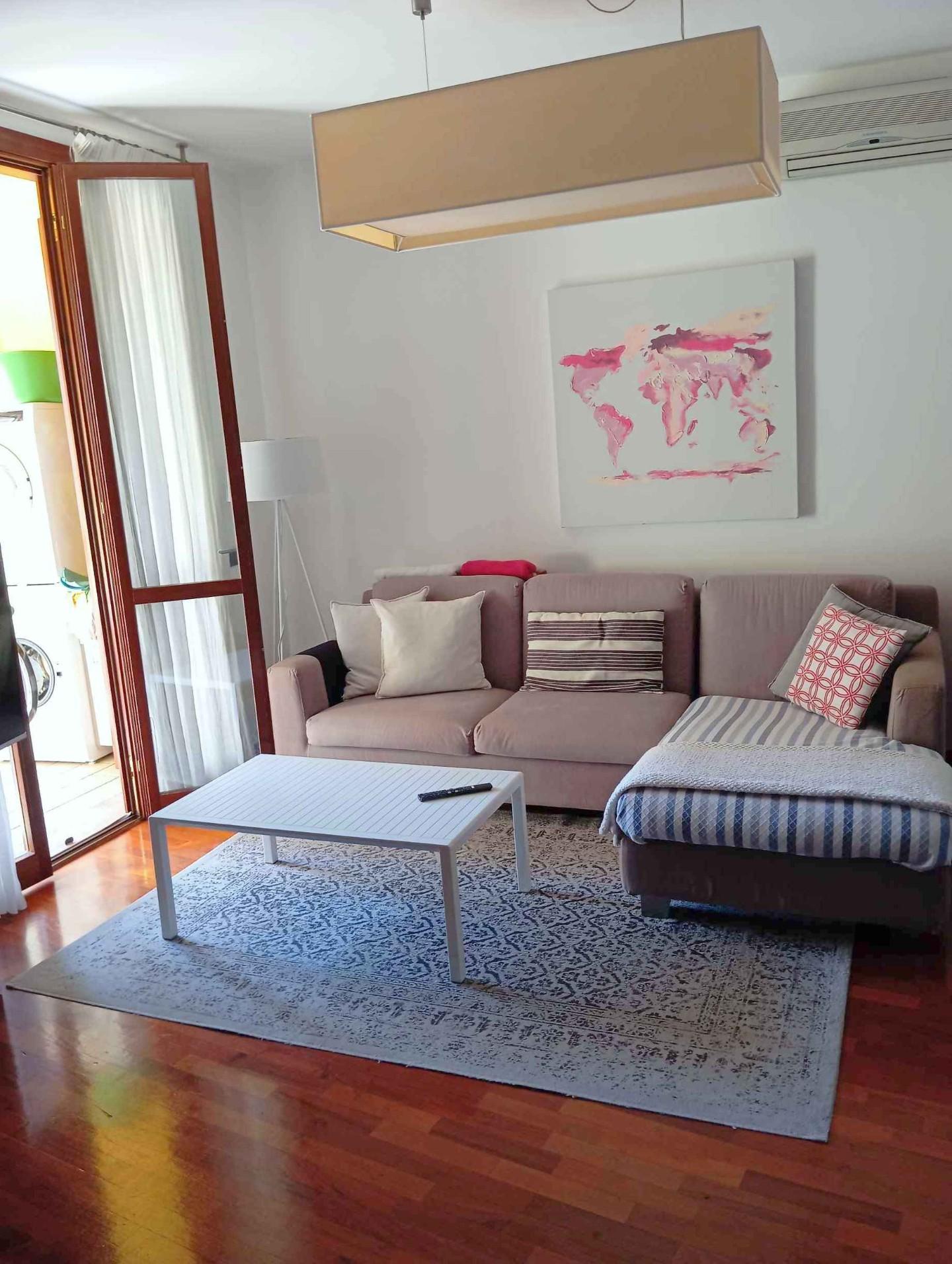 Appartamento con terrazzo, Poggibonsi via pisana (rione falco)