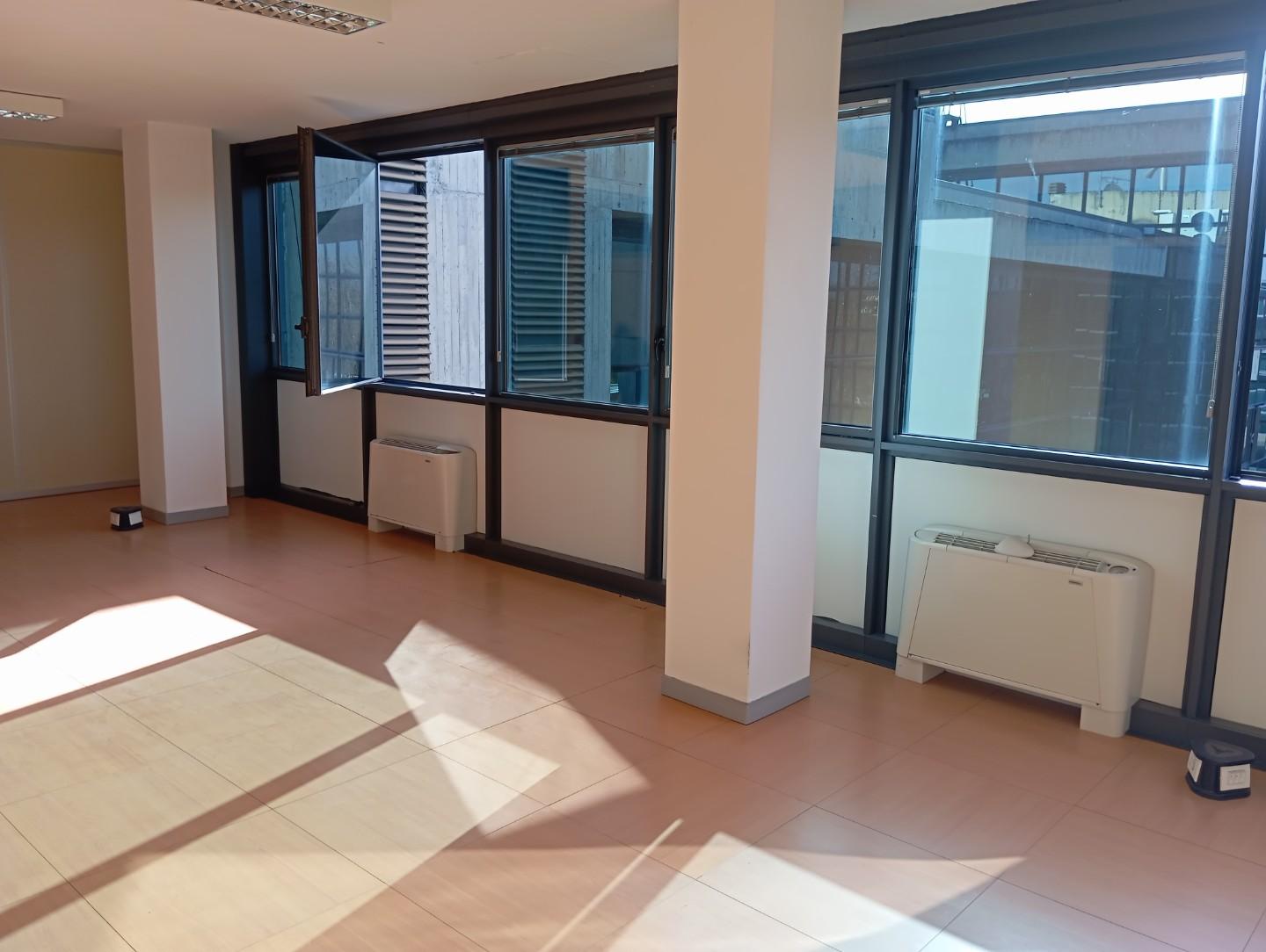 Ufficio in affitto a Poggibonsi