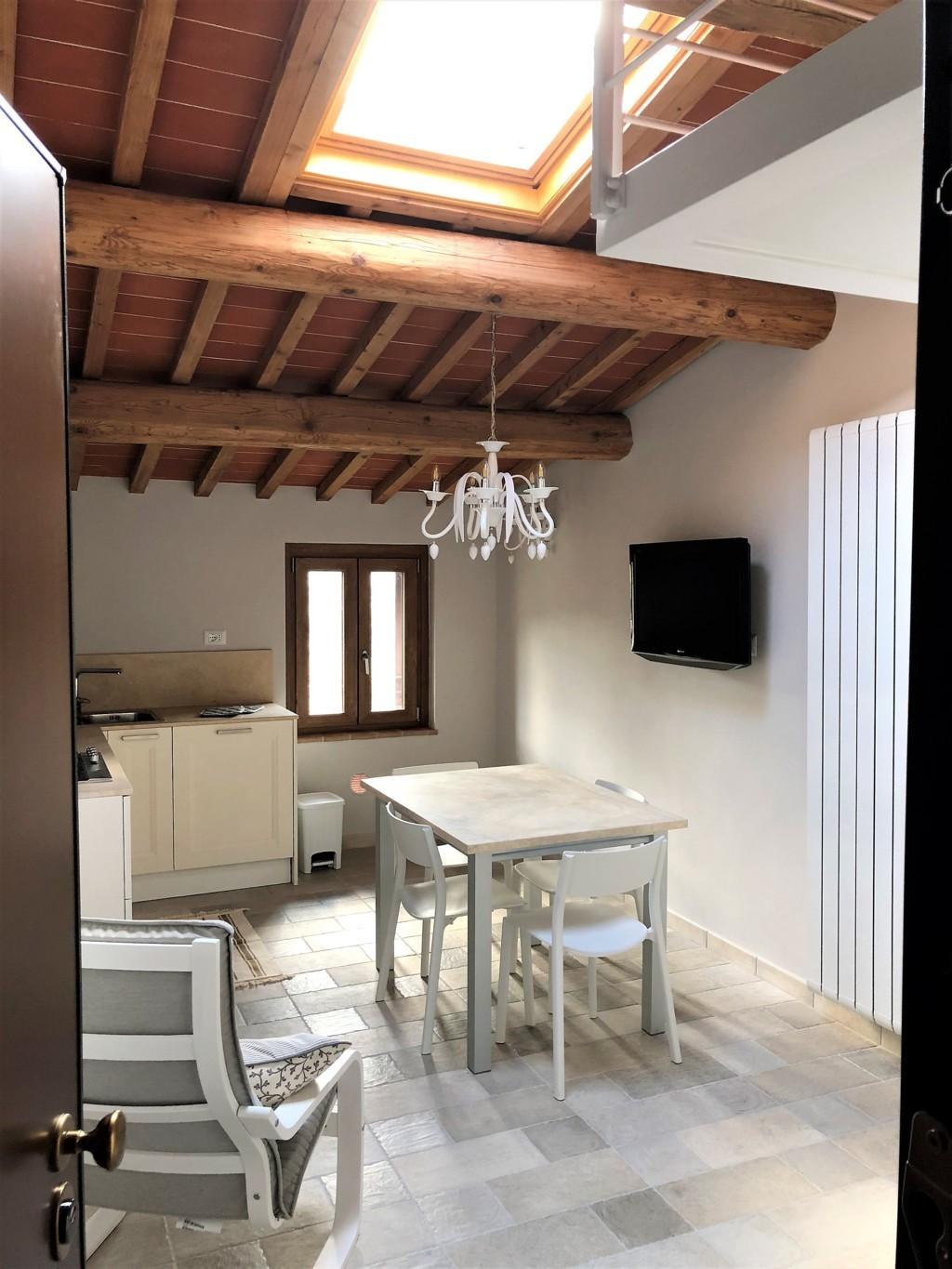 Bilocale arredato in affitto a San Gimignano