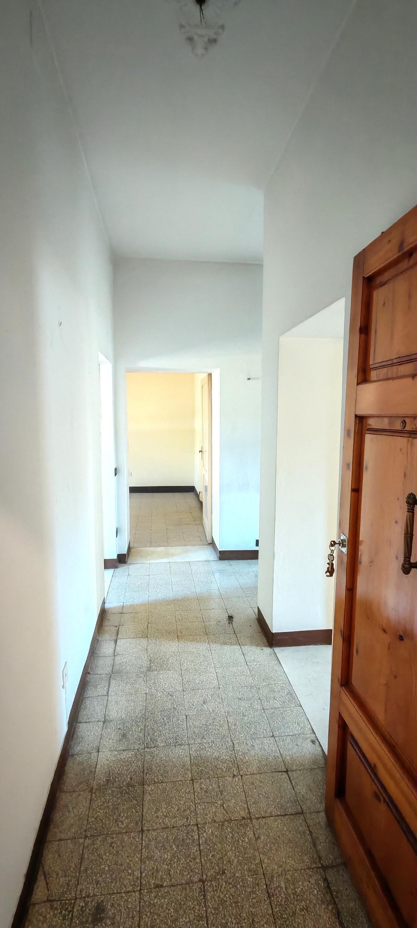 Quadrilocale da ristrutturare a Poggibonsi