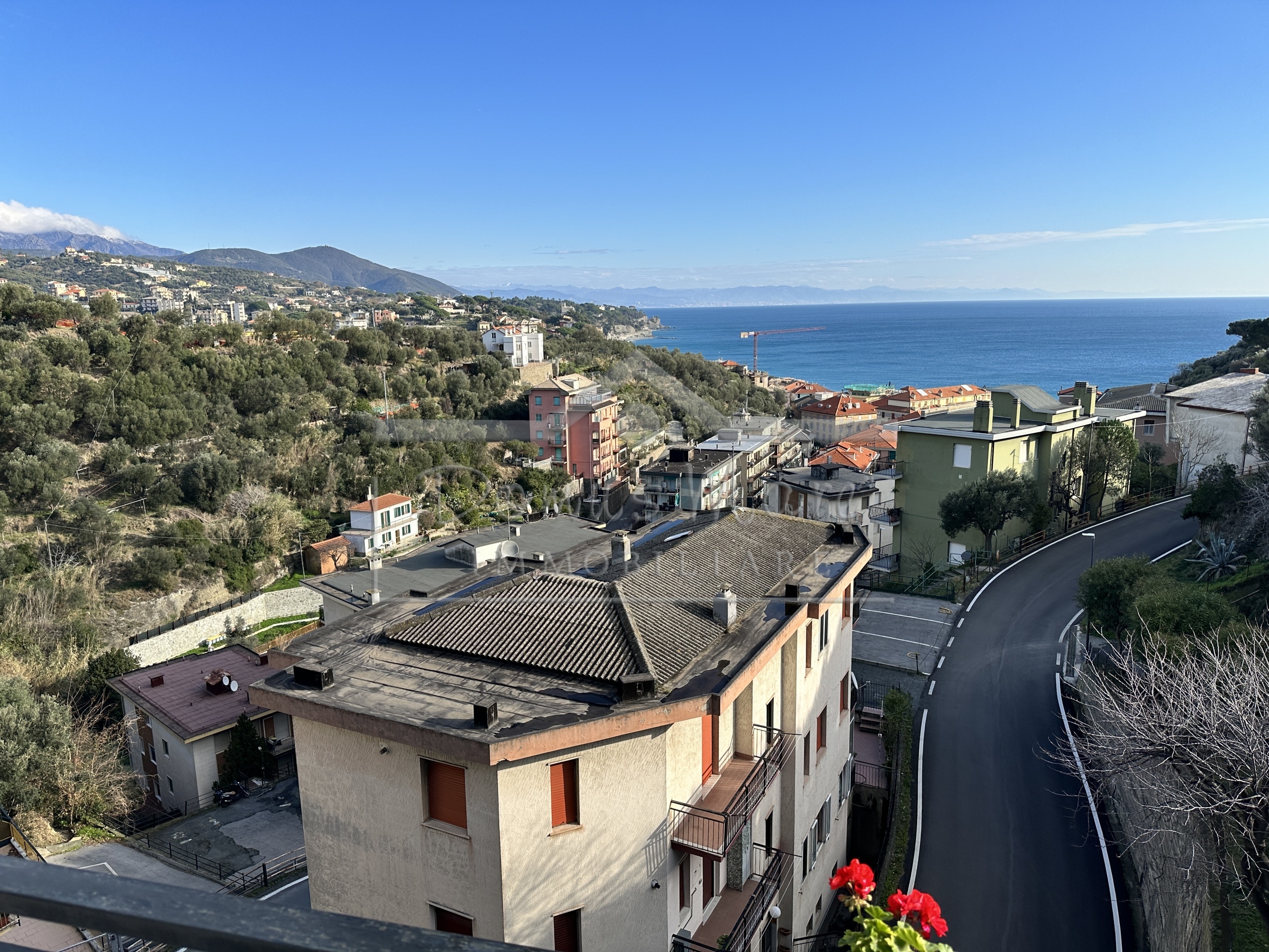 Trilocale vista mare in via cassisi 20, Celle Ligure