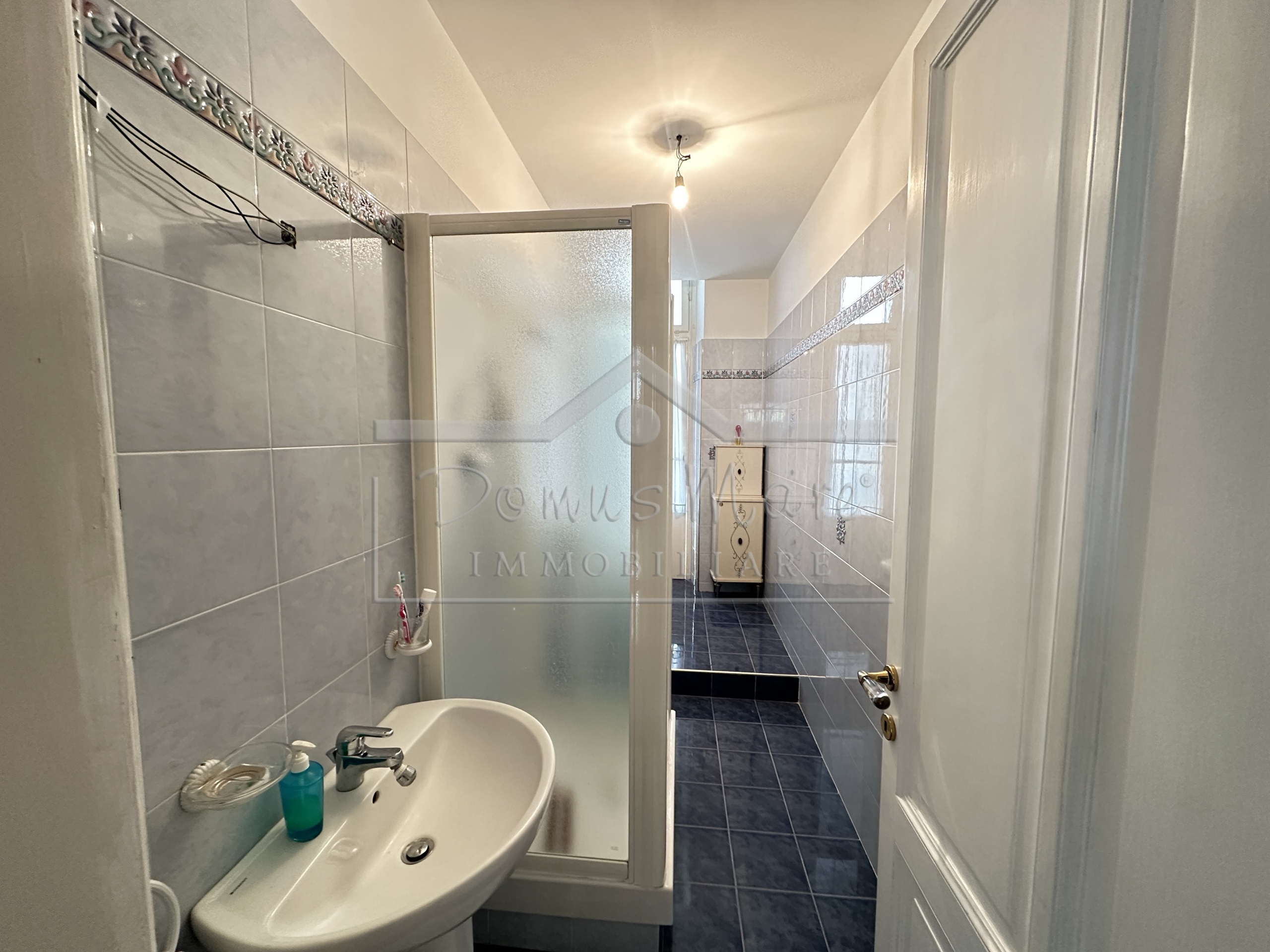 Appartamento da ristrutturare in piazza del popolo 3, Savona