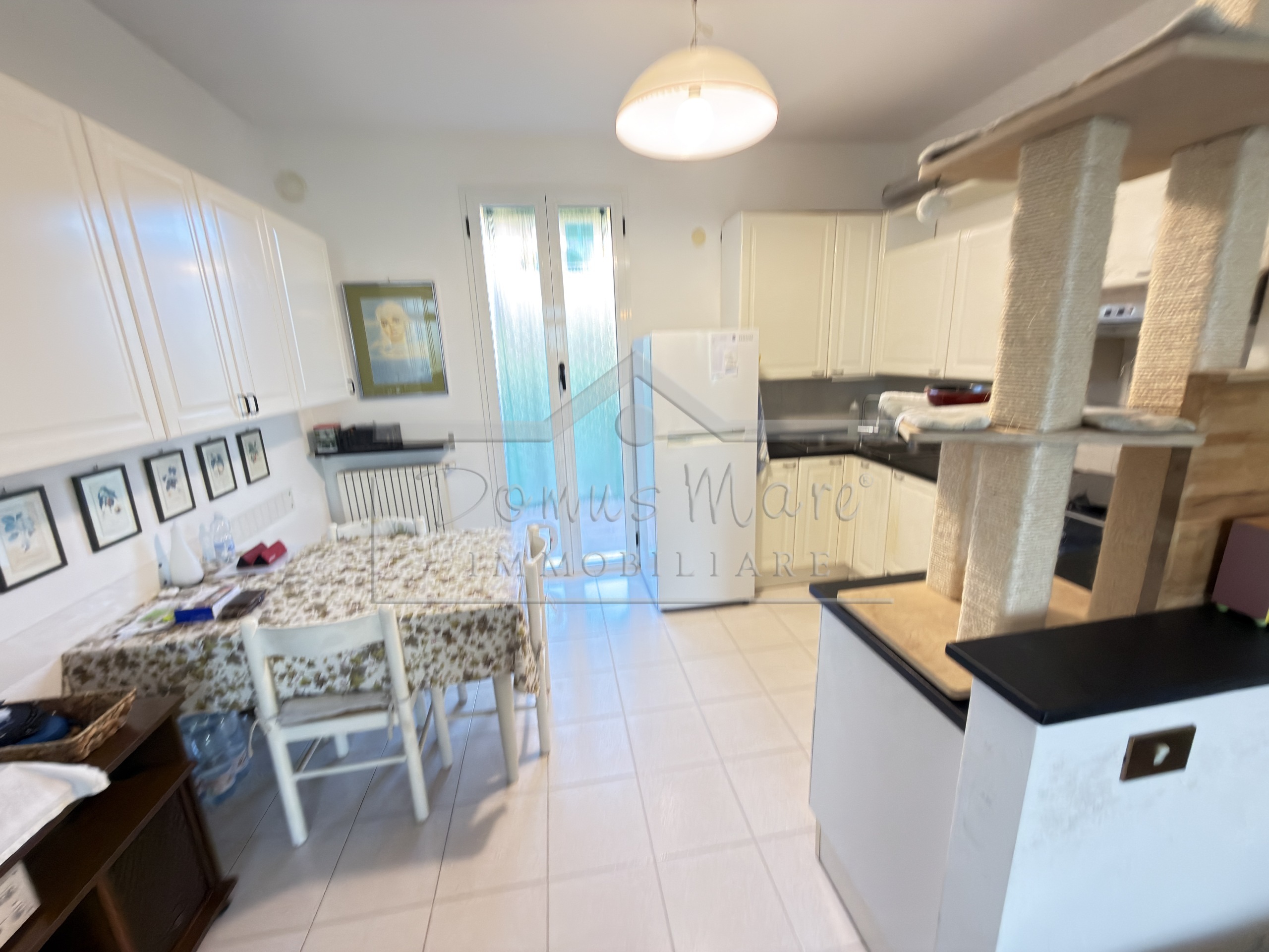 Appartamento con giardino in via coreallo 9, Spotorno