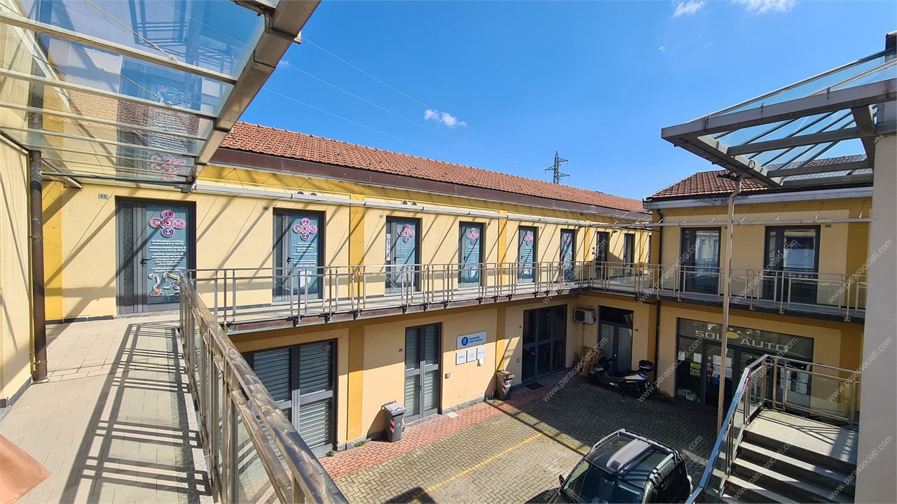 Ufficio in vendita a Busalla