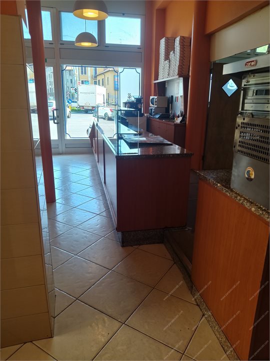Attivit� commerciale in vendita a Milano