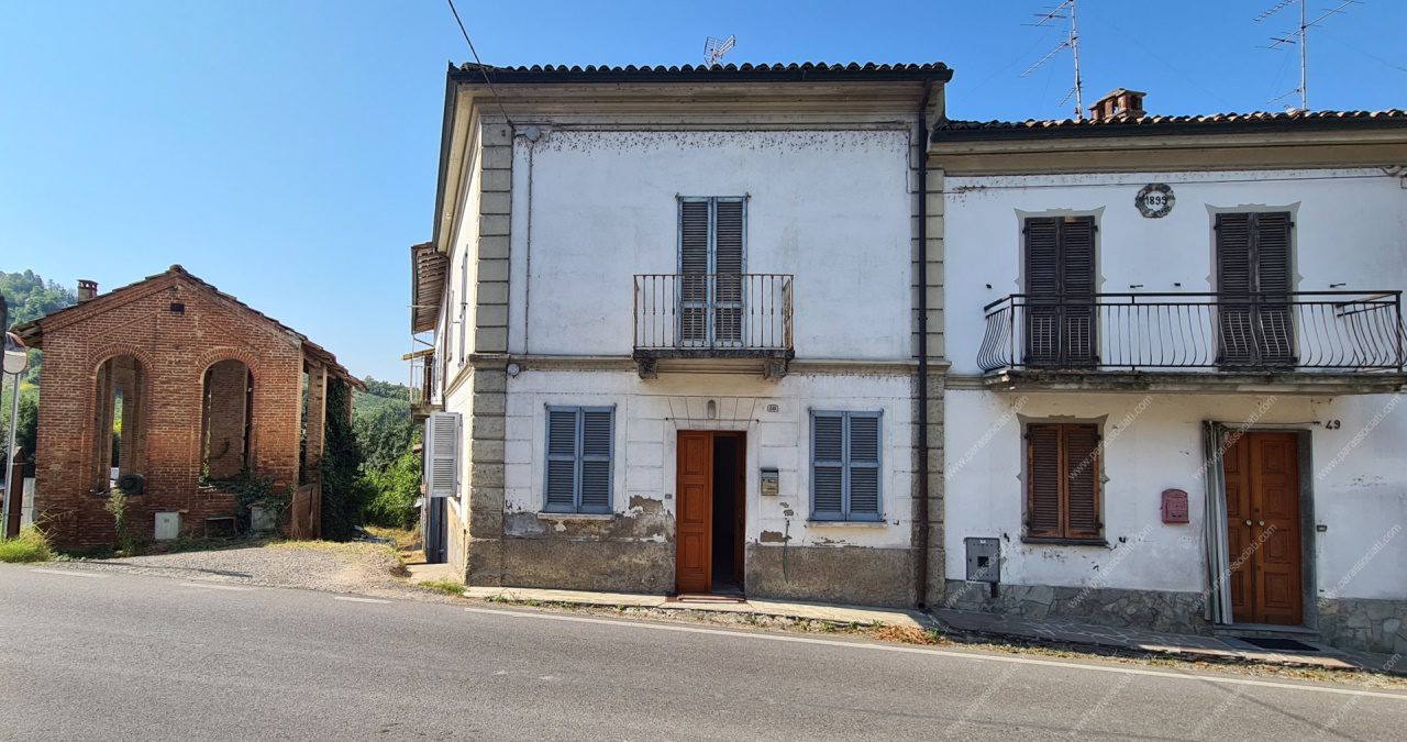Rustico in vendita a Mont� Beccaria