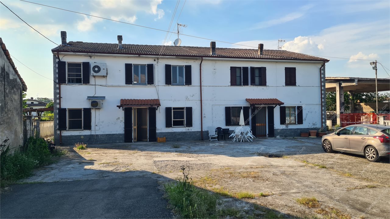 Rustico in vendita a Pavia