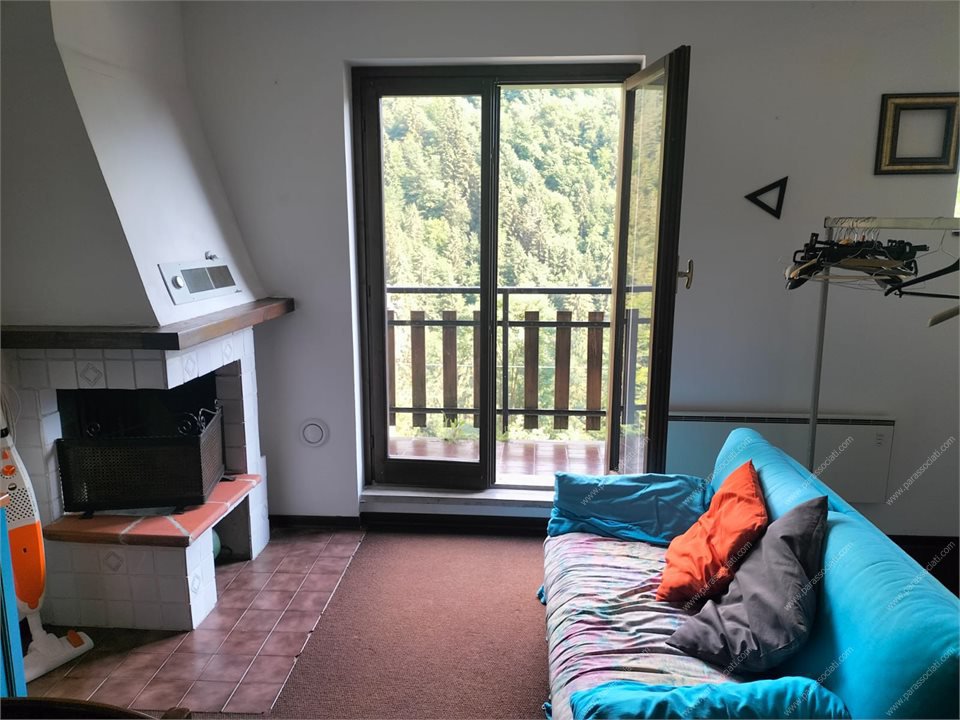 Monolocale in vendita, Oltre il Colle zambla alta