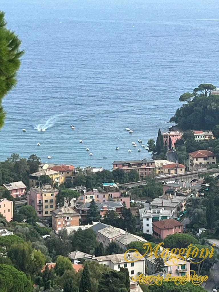 Trilocale in vendita a Rapallo