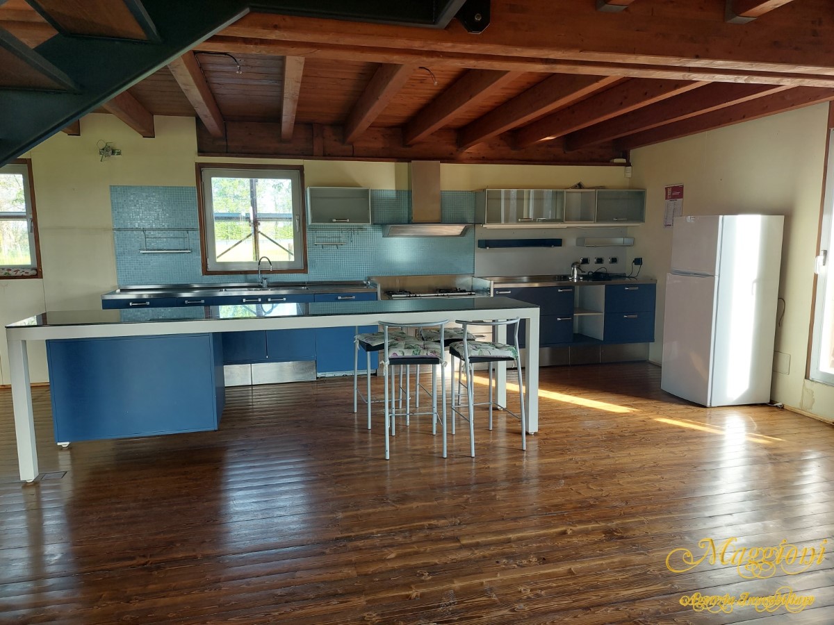 Trilocale in affitto, Parma martorano