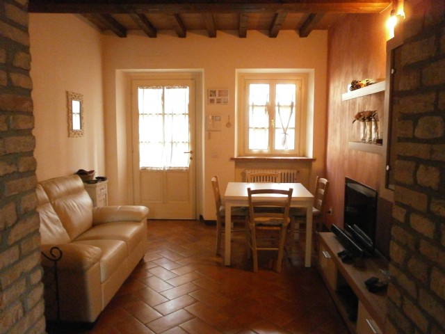 Casa indipendente in vendita a Parma