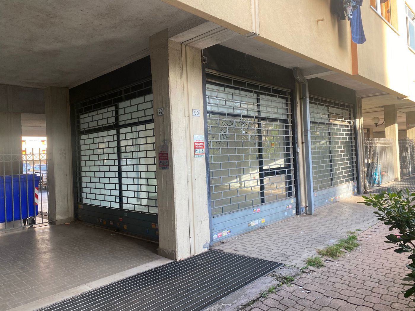 Negozio in affitto a Aprilia
