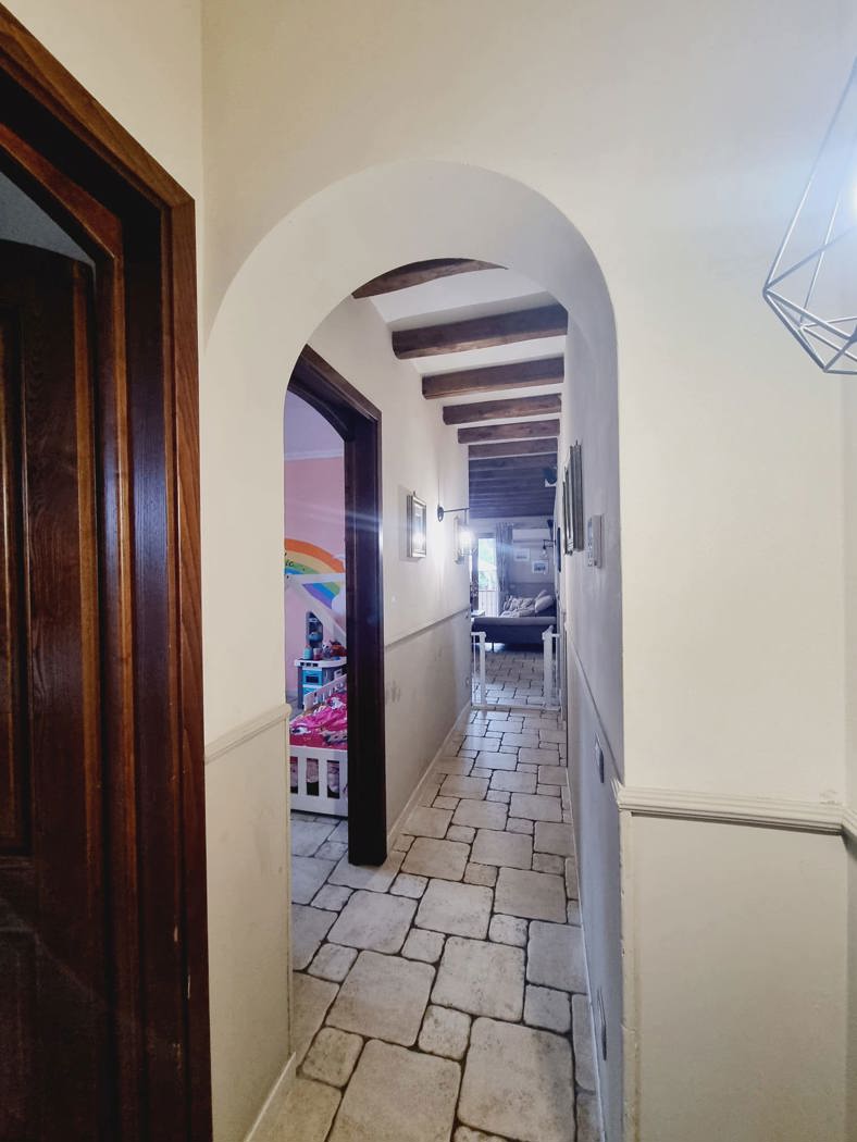 Villa con giardino a Aprilia