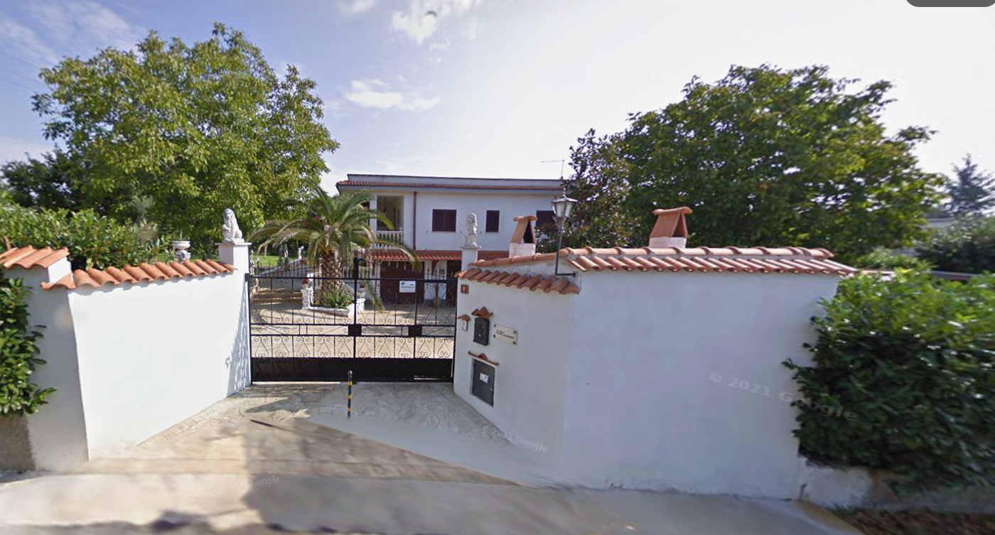 Villa con giardino a Aprilia