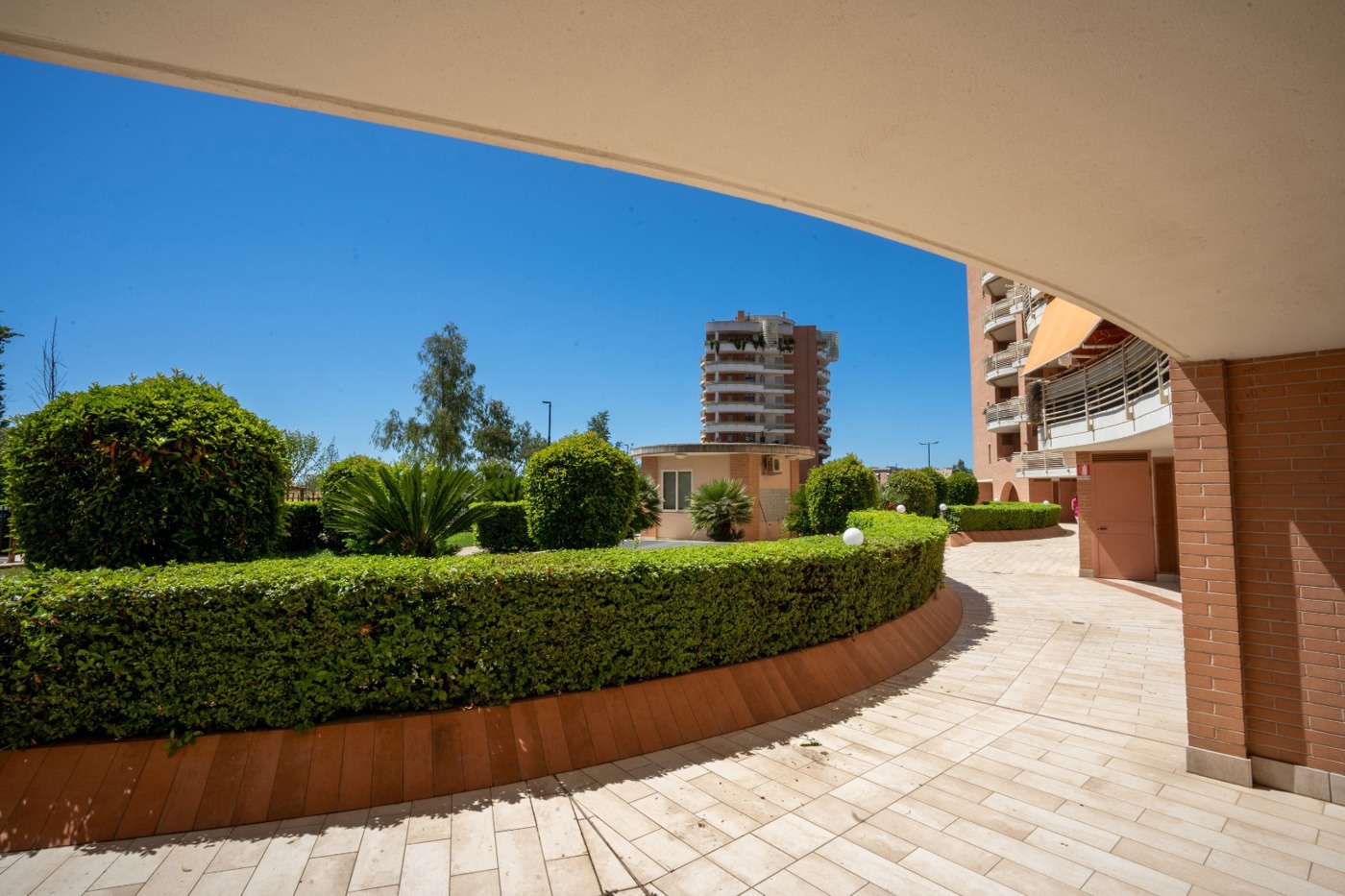 Trilocale con box doppio a Aprilia