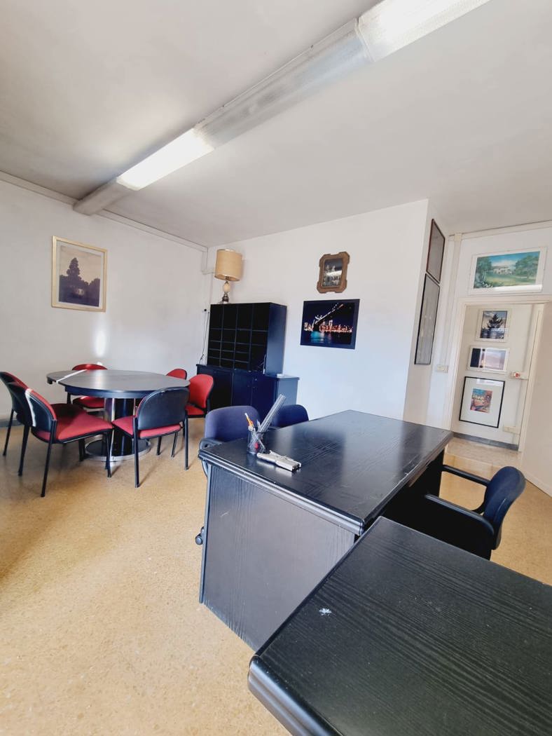 Ufficio in affitto a Aprilia