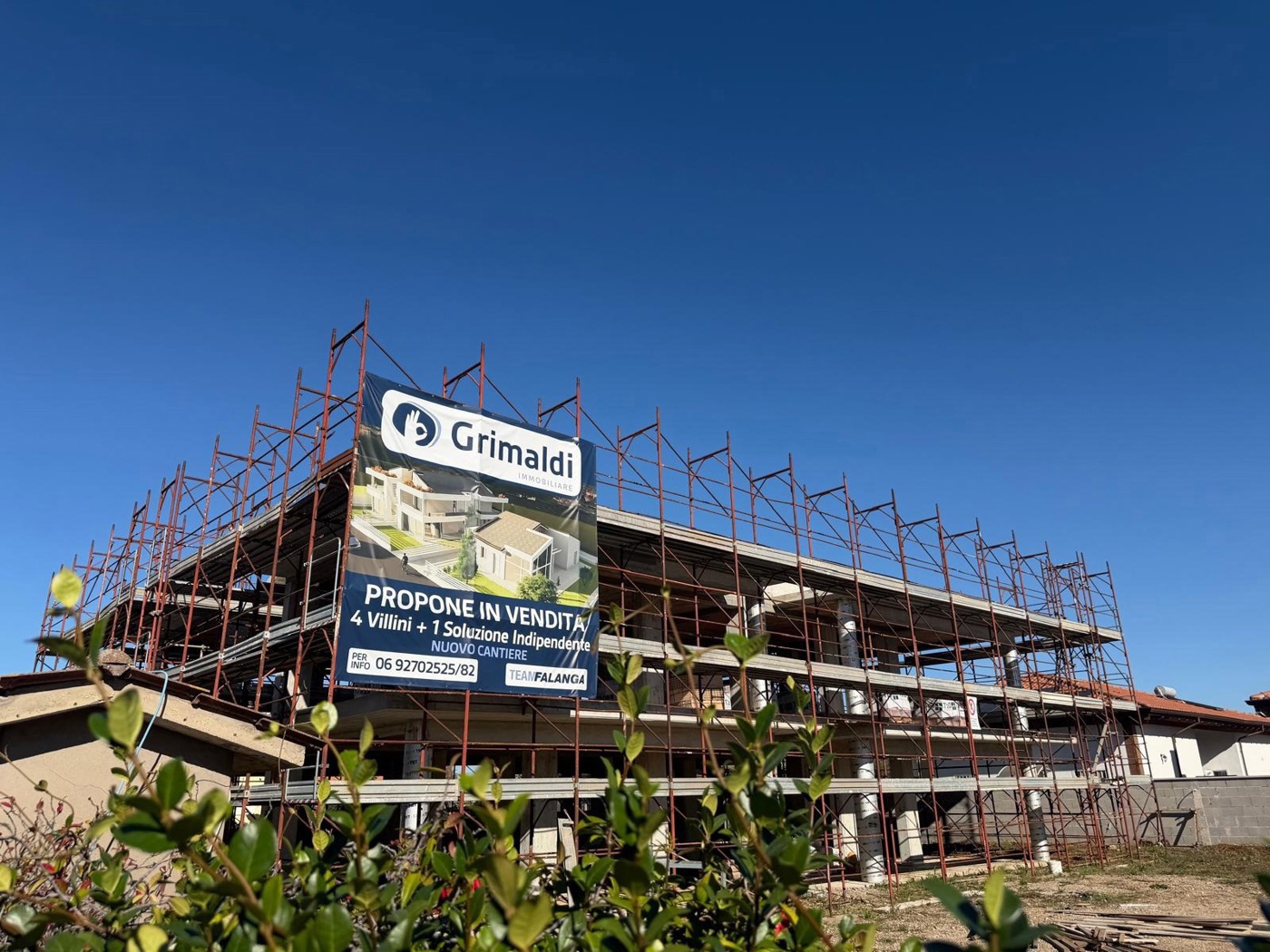 Villa con giardino a Aprilia