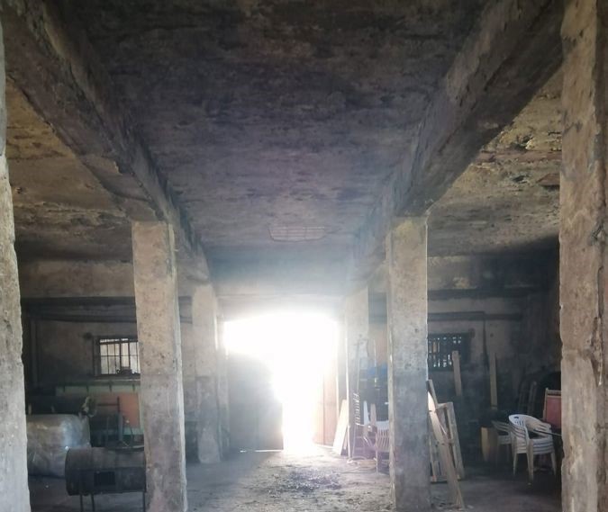 Magazzino in vendita a Aprilia