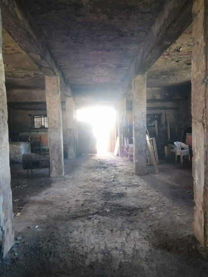 Magazzino in vendita a Aprilia