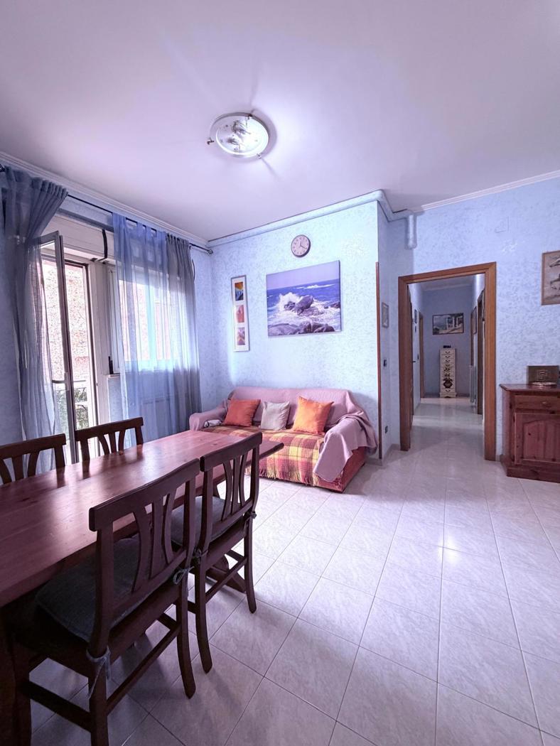 Quadrilocale con box a Aprilia