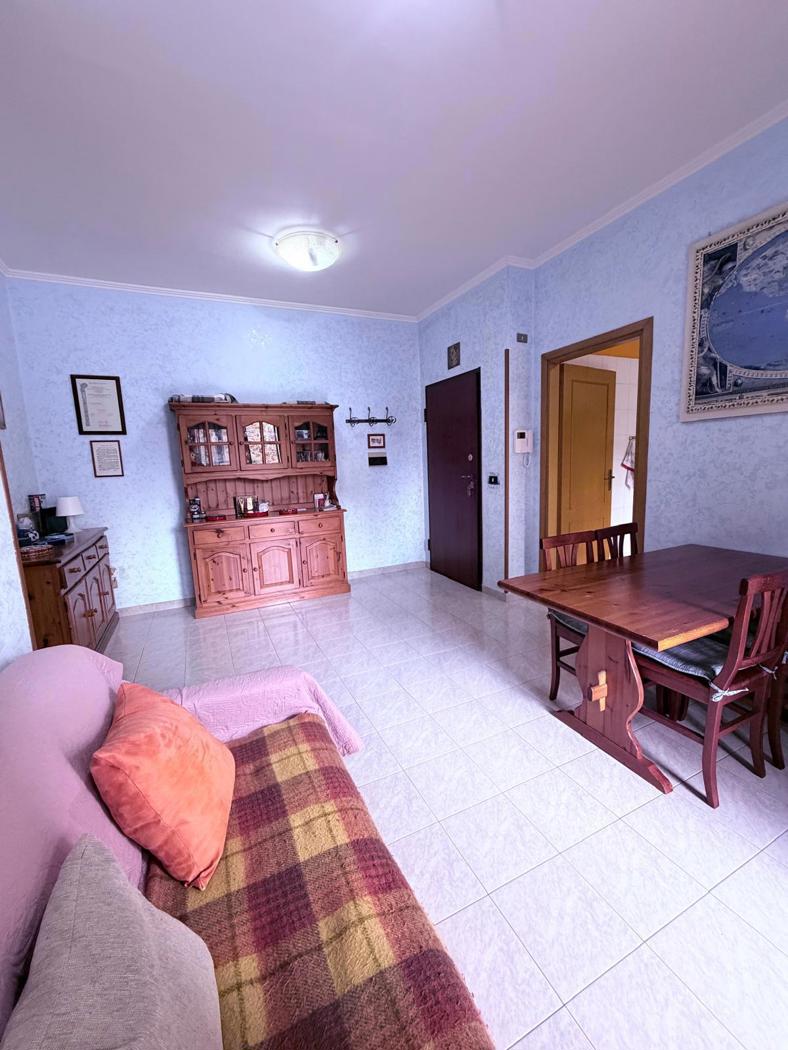 Quadrilocale con box a Aprilia