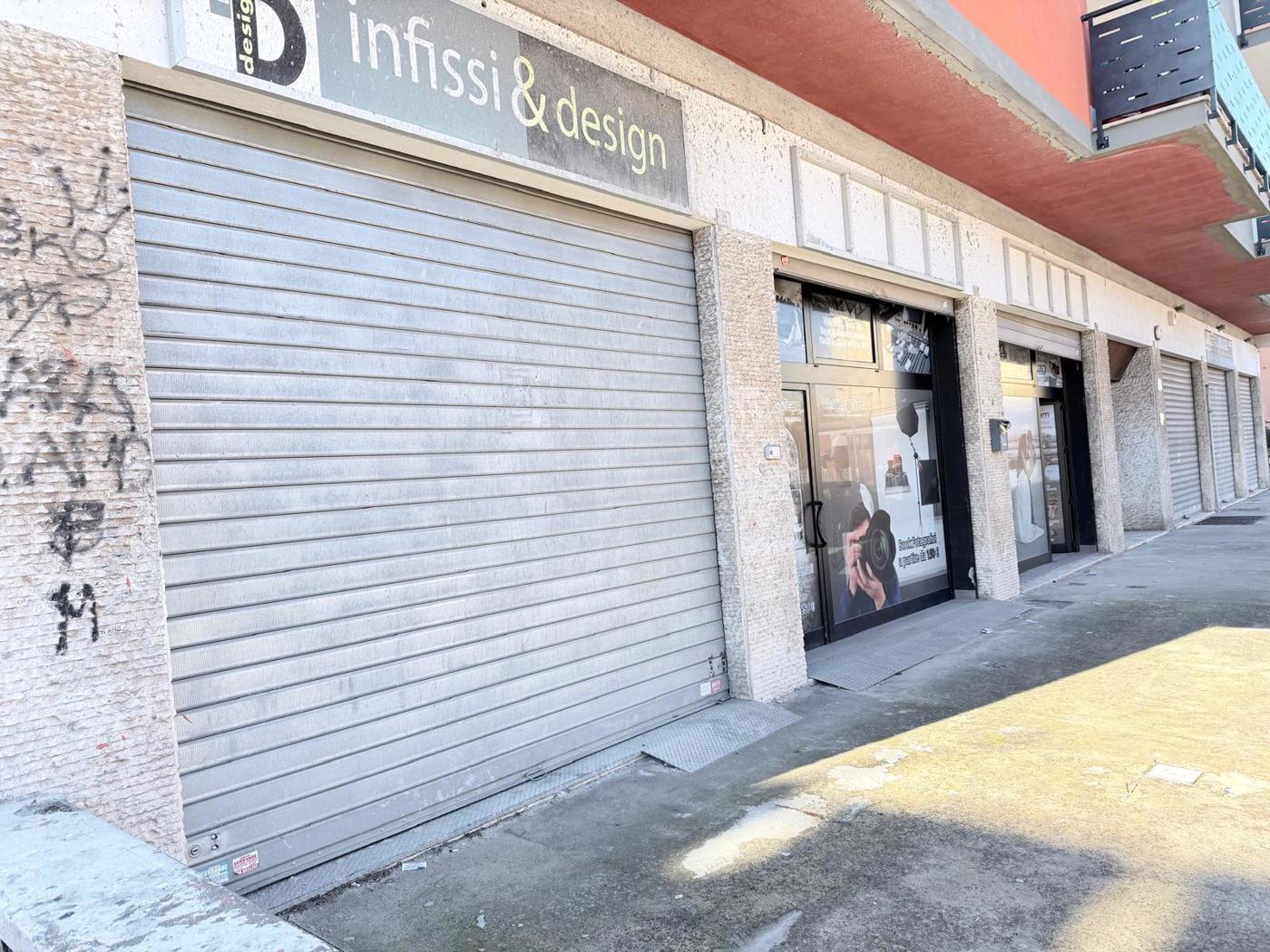 Negozio a basso consumo a Aprilia