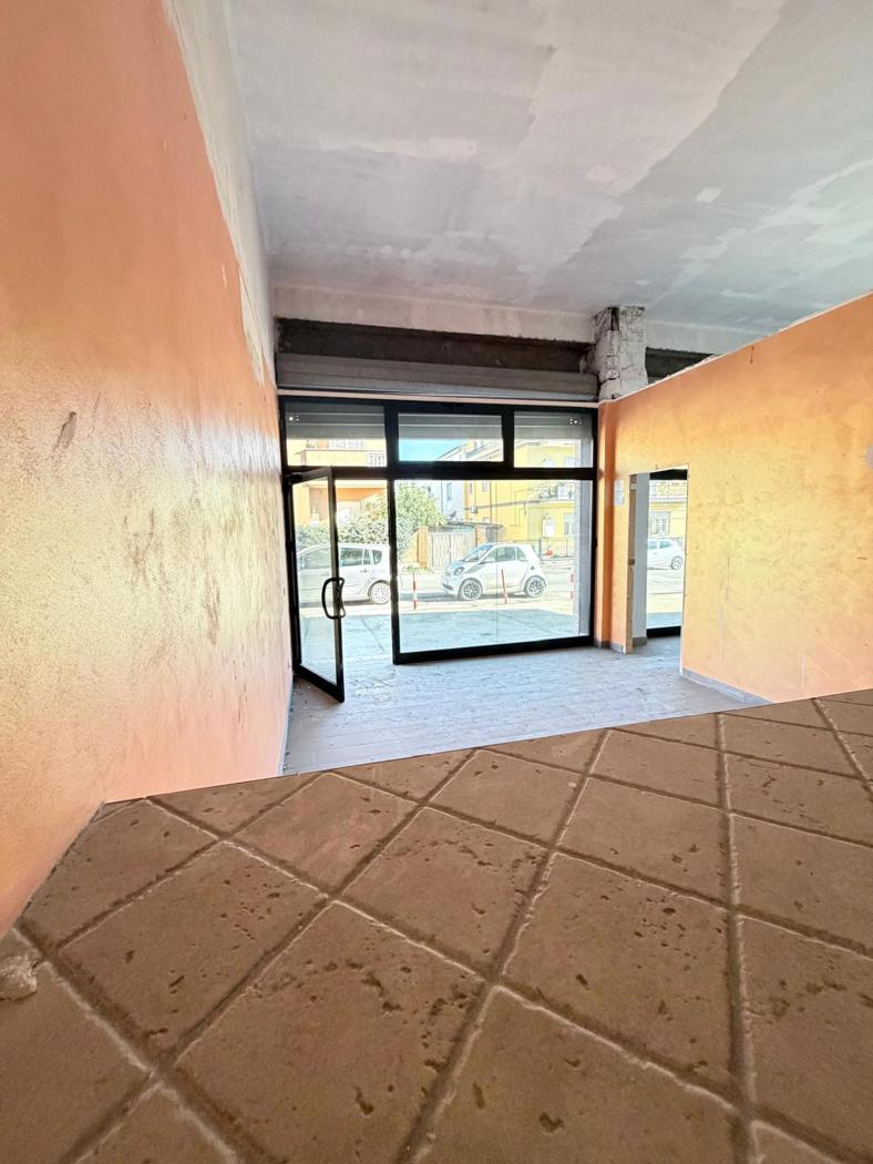 Negozio a basso consumo a Aprilia