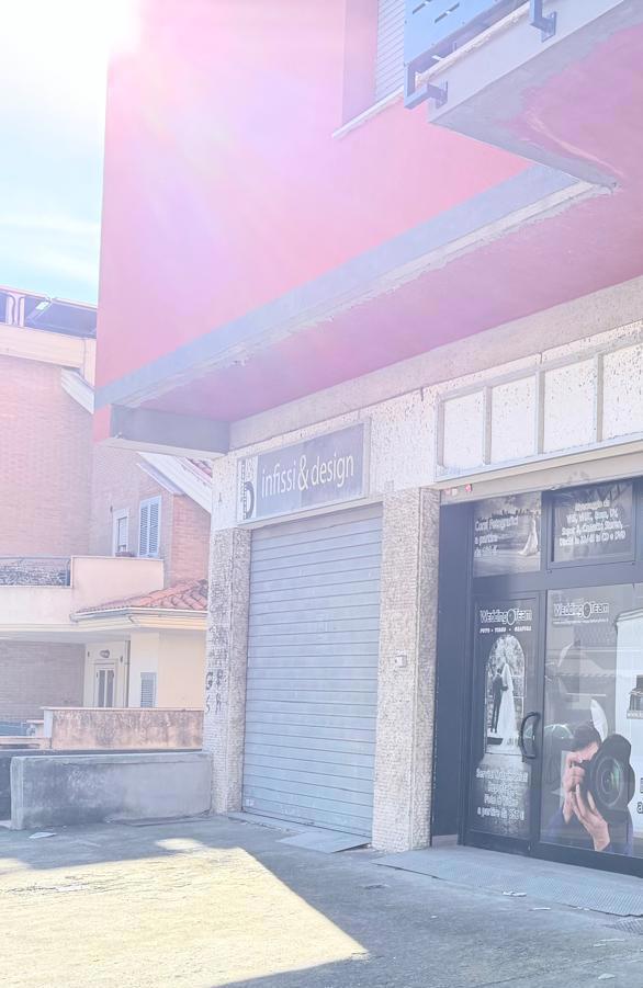 Negozio a basso consumo a Aprilia