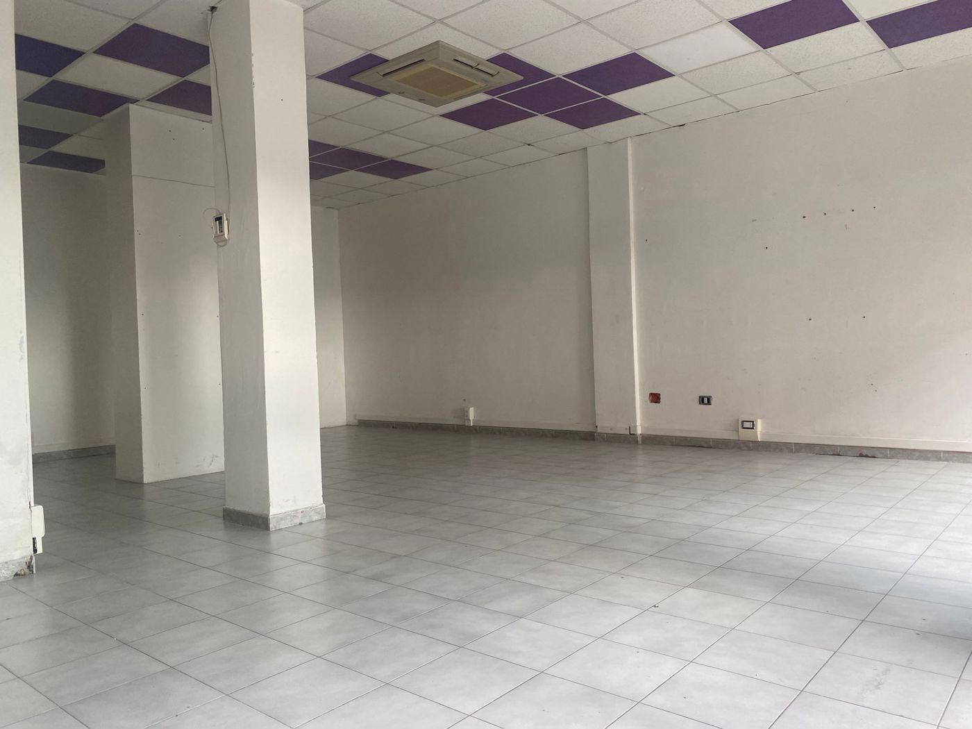 Negozio in affitto a Aprilia