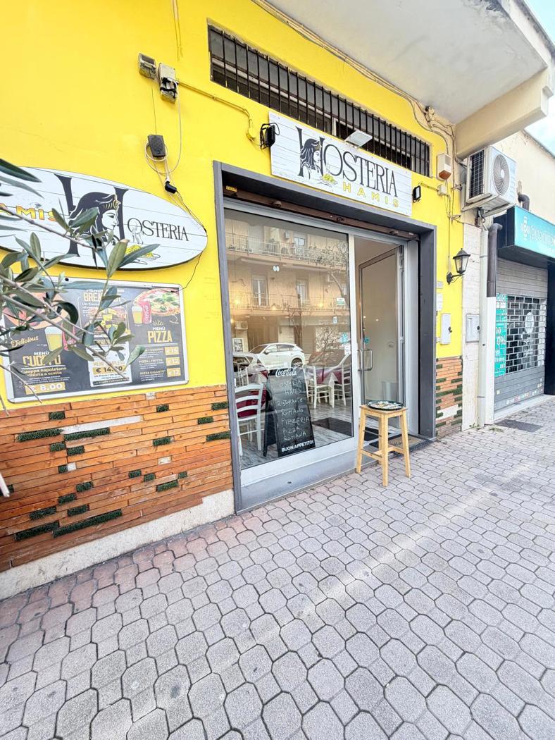 Negozio in vendita a Aprilia