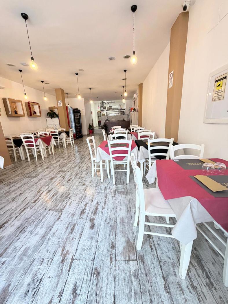 Negozio in vendita a Aprilia