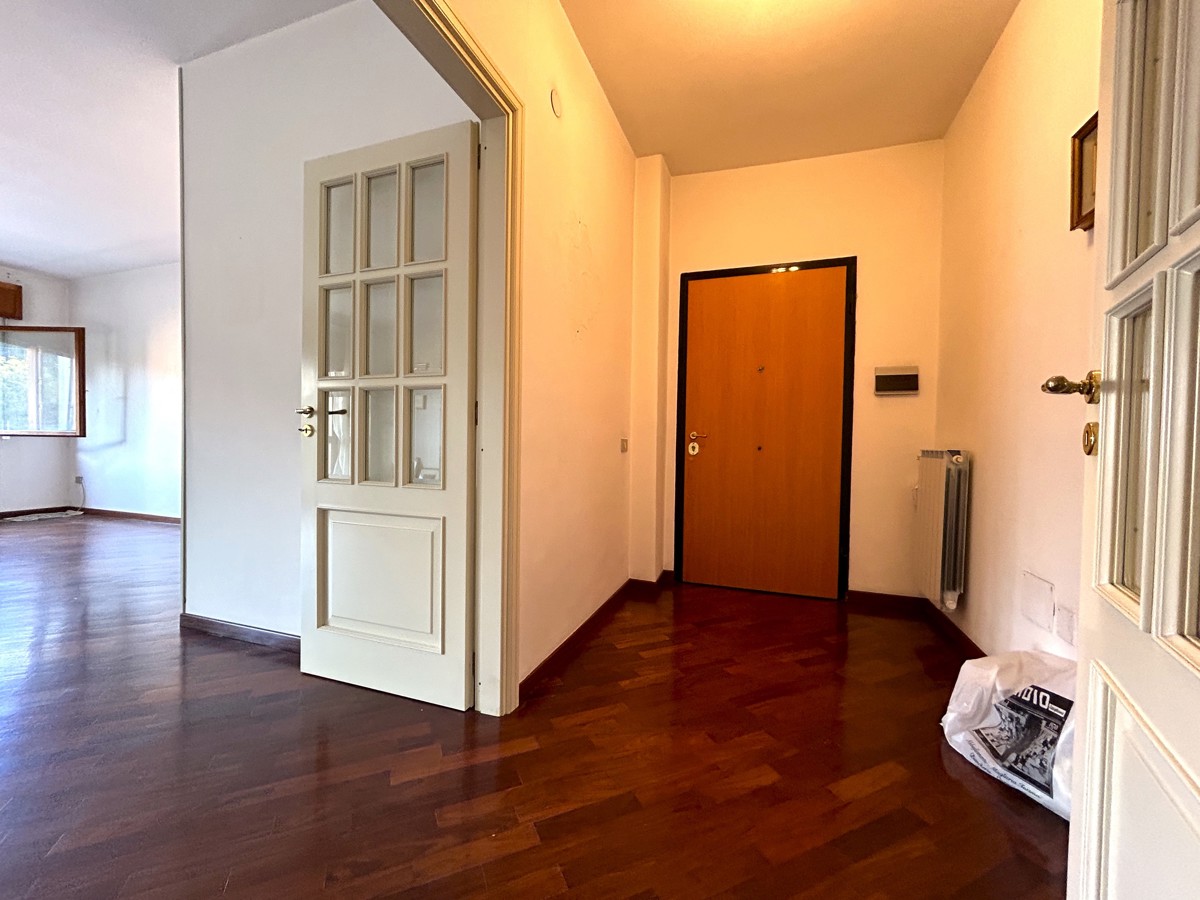 Quadrilocale ristrutturato a Napoli