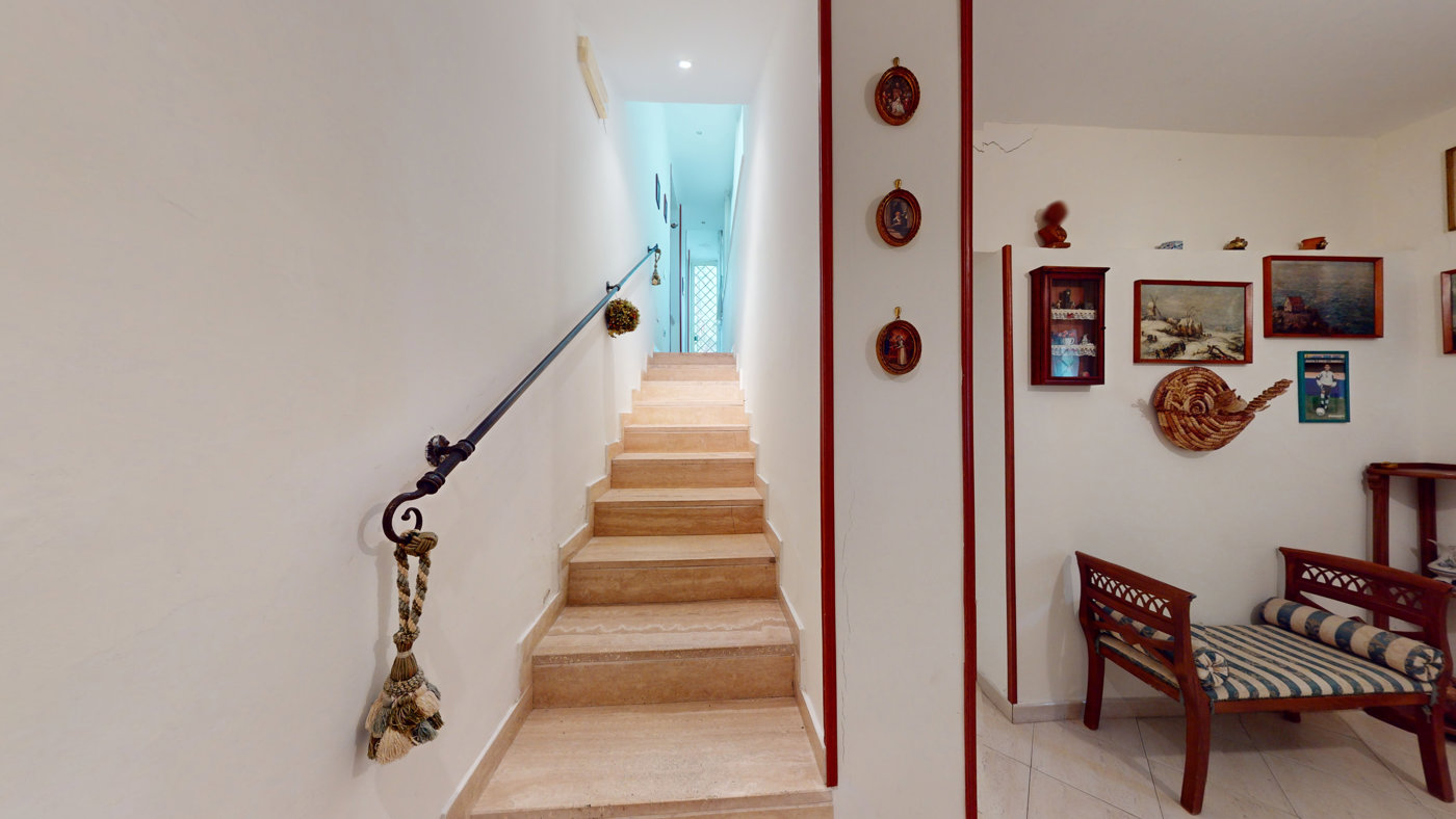 Quadrilocale in vendita a Napoli