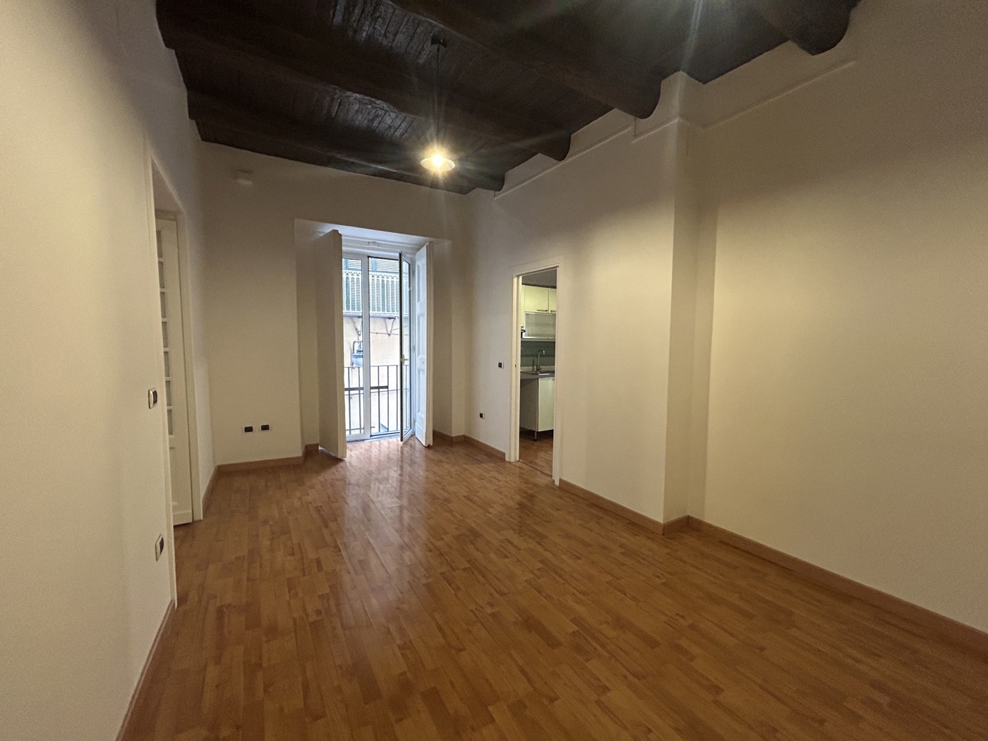 Quadrilocale in affitto a Napoli