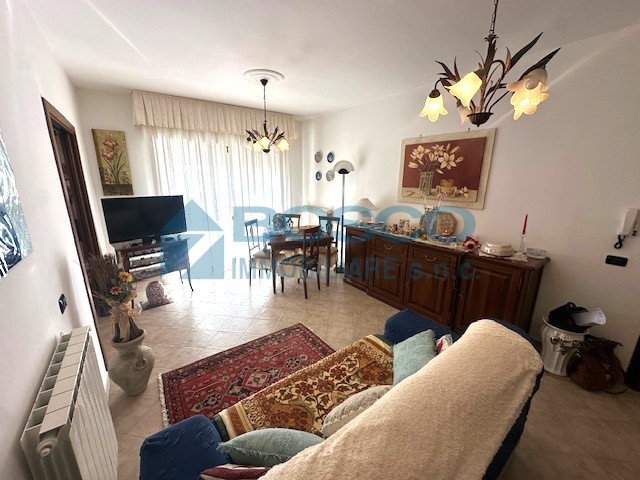 Quadrilocale con terrazzo in via arzelà, Santo Stefano di Magra