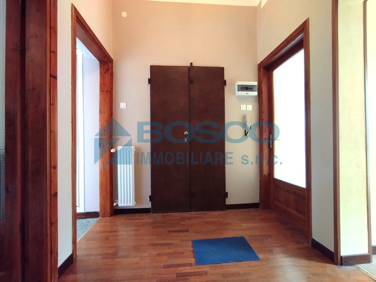 Quadrilocale vista mare in via del mattone, La Spezia