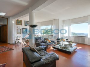 Casa indipendente vista mare in via guglielmo marconi, La Spezia