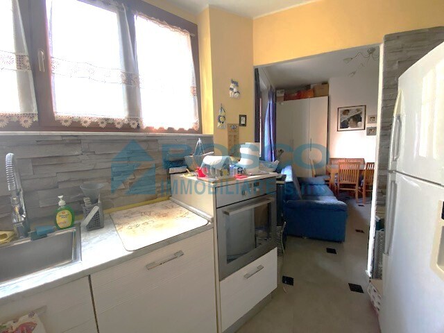 Trilocale ristrutturato in via paverano 91, La Spezia