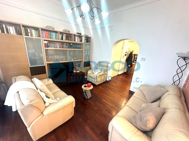 Attico con terrazzo in via agostini oldoini, La Spezia