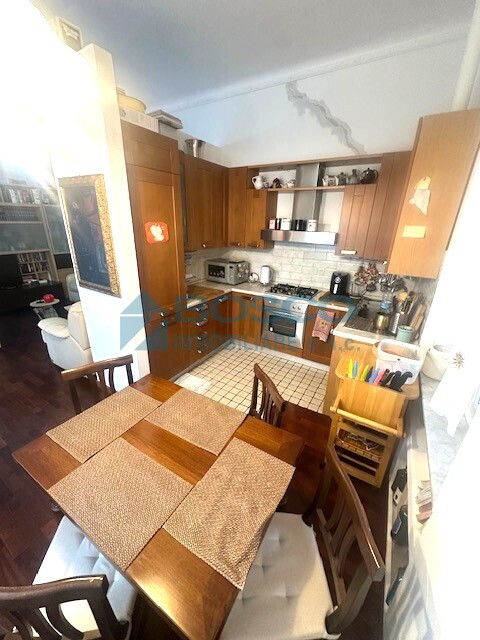 Attico con terrazzo in via agostini oldoini, La Spezia