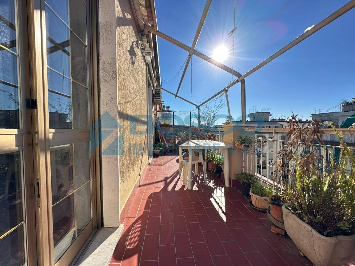 Quadrilocale con terrazzo in via vittorio veneto 259, La Spezia